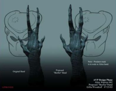 Hand redesign for the adult Alien on the right, compared to the original version on the left.